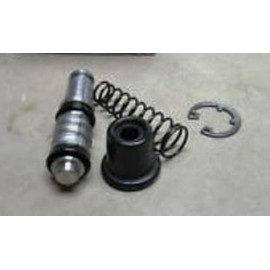 REVISIONE POMPA FRENO POSTERIORE PER SUZUKI GSX-R 600 (04-10)