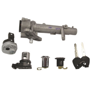 Kit completo serrature 1° equipaggiamento per SUZUKI UH Burgman 125 (02-06), UH Burgman 150 (02-06) Kit completo serrature 1° equipaggiamento per SUZUKI UH Burgman 125 (02-06), UH Burgman 150 (02-06)