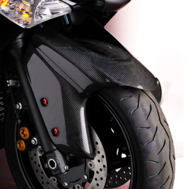 Parafango Anteriore in CARBONIO Lucido per YAMAHA T-MAX 500 dal (2008-2014)