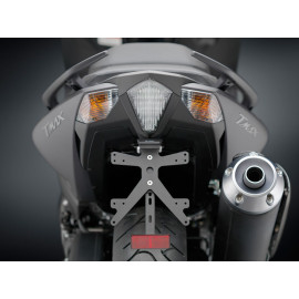 Porta Targa Regolabile Omologato FOX con luce targa Led RIZOMA Colore Nero per YAMAHA T-MAX 530 (2013>)