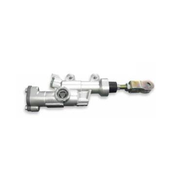 Pompa freno posteriore Sport Assiale - Pistone da 11 mm - Serbatoio olio incorporato. Interasse fori mm 50 x M6. Pompa freno posteriore Sport Assiale - Pistone da 11 mm - Serbatoio olio incorporato. Interasse fori mm 50 x M6.