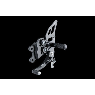 Pedane regolabili con poggiapiede fisso Lightech SUZUKI GSX R 1000 (2007-2008)